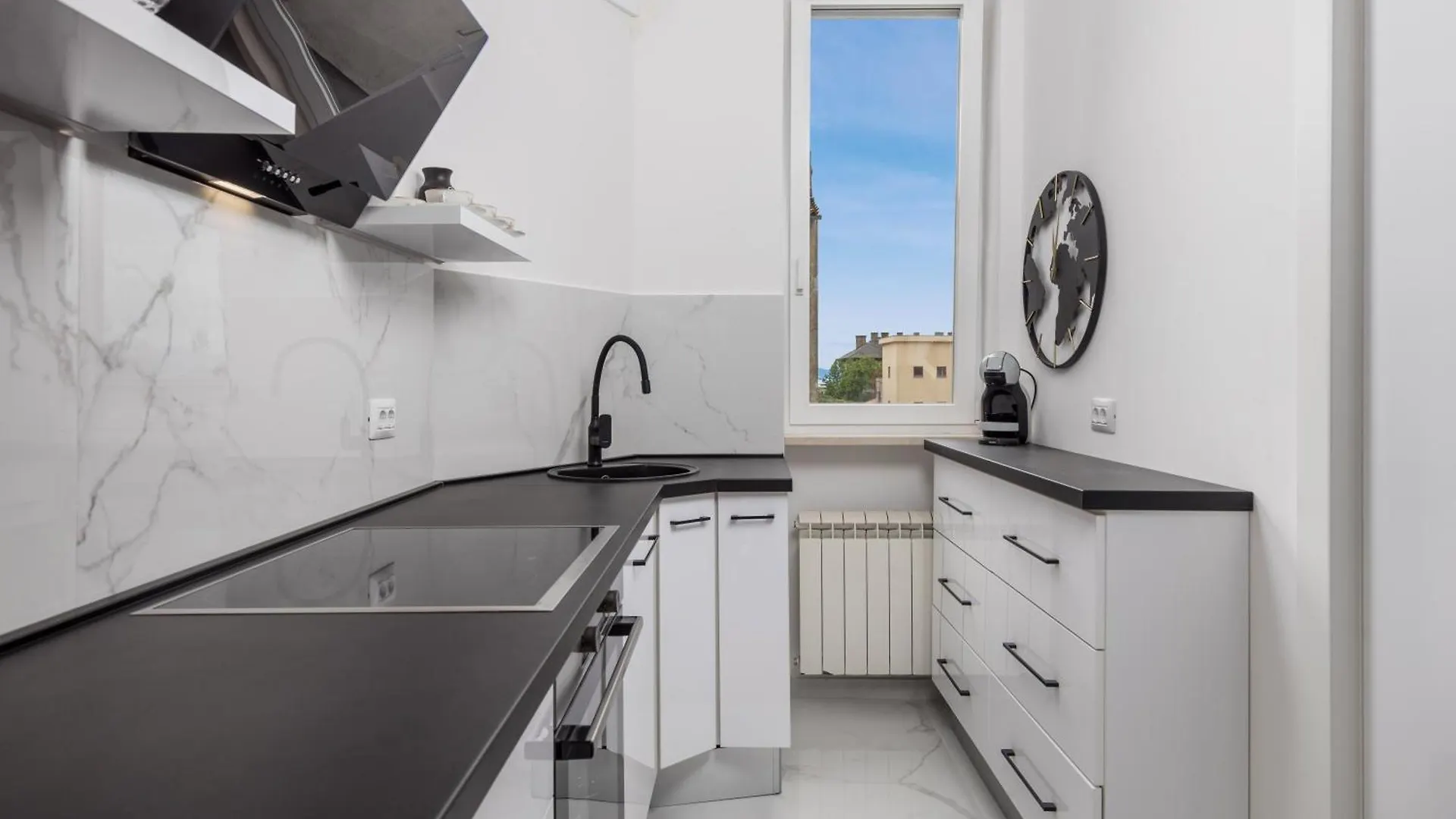 Sugar Palace Apartment Rijeka 0*,  Croatia